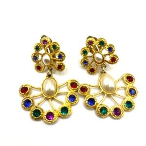 Pearl Multi Colored Rhinestones  Accents Clip on Earrings 1980’s Statement Bold